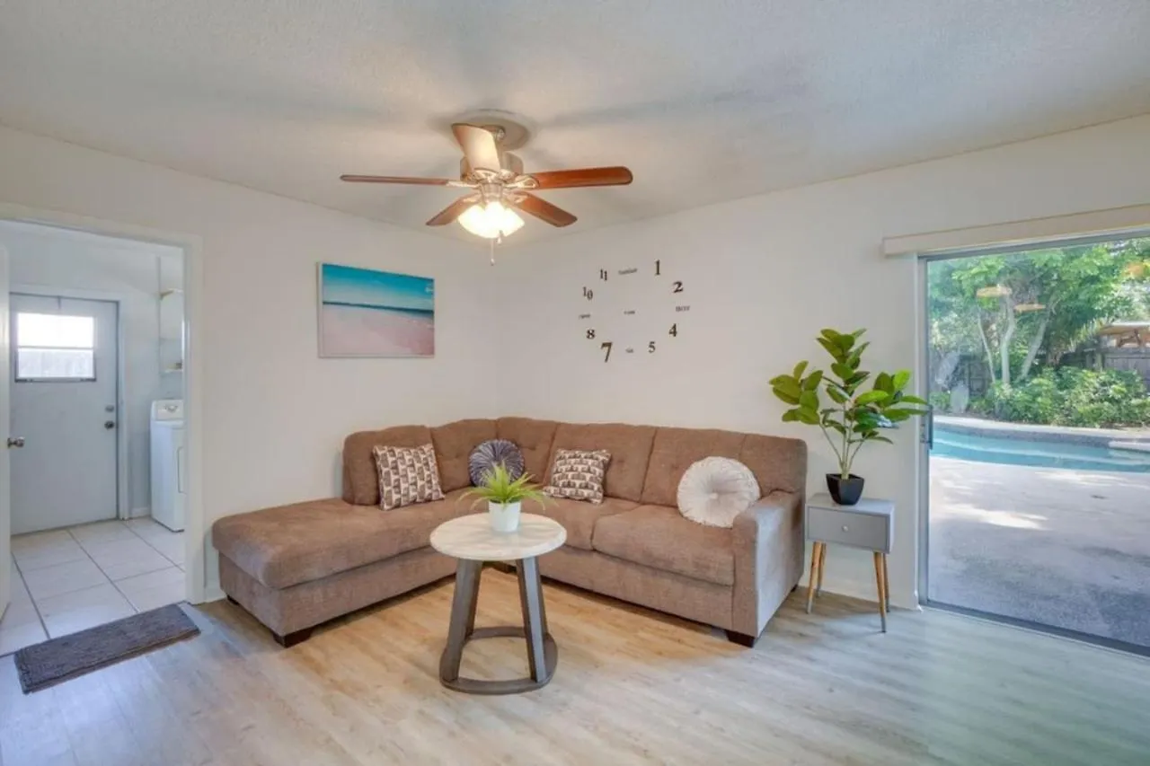 Pool Spacious Central Home 7Mile To Beach Tampa 0*,  USA